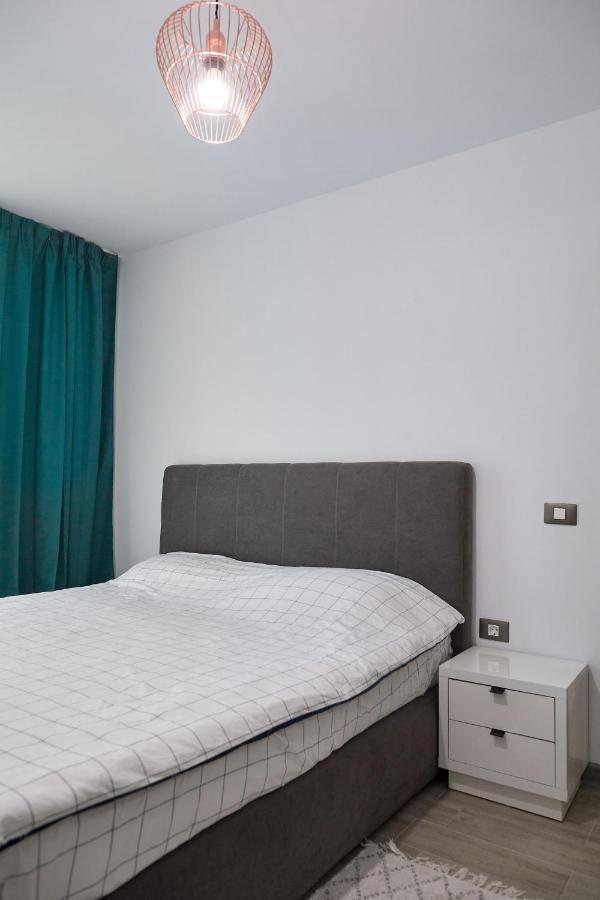 Vibe Apartment- Spa N Pools Beach Resort Năvodari Esterno foto
