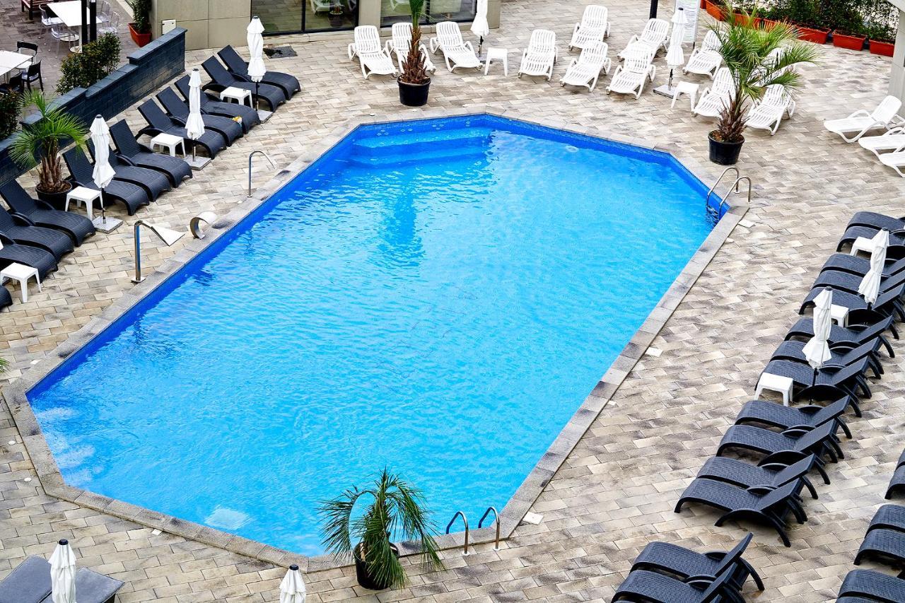 Vibe Apartment- Spa N Pools Beach Resort Năvodari Esterno foto