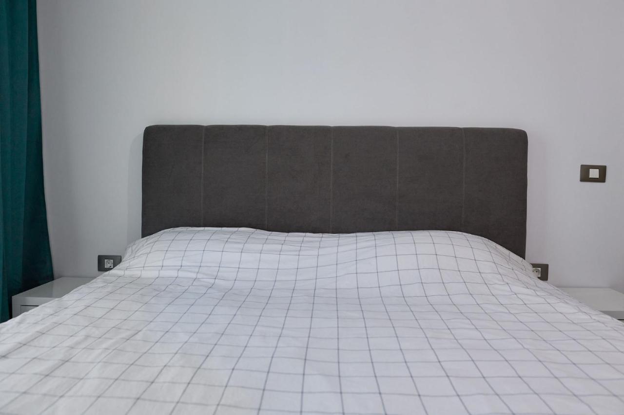 Vibe Apartment- Spa N Pools Beach Resort Năvodari Esterno foto